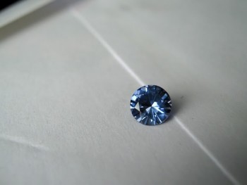 Customer photo: 6mm Light Ceylon round (Ezen)
